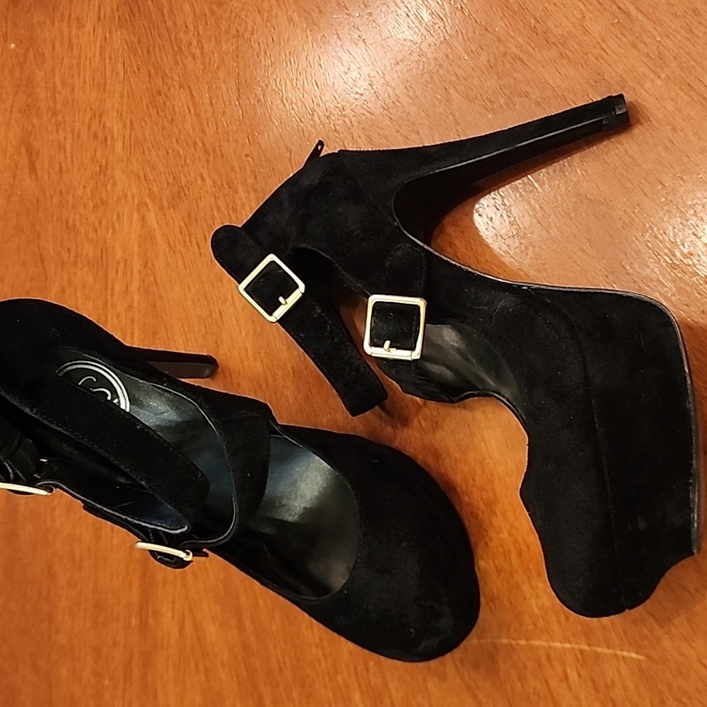 Jessica Simpson black suede platform buckle heels! SO SEXY!